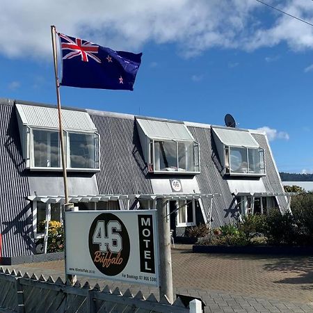 46Onbuffalo Motel Whitianga Exterior photo
